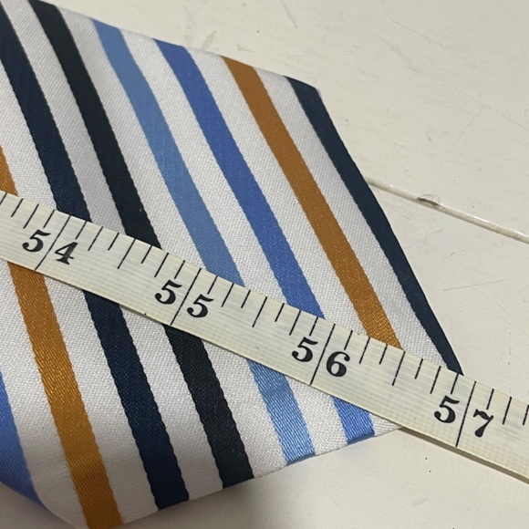 SILK TIE with scarf & wrist buttons.  Hand made in Vietnam.  It's a kit in a box - Picture 12 of 15